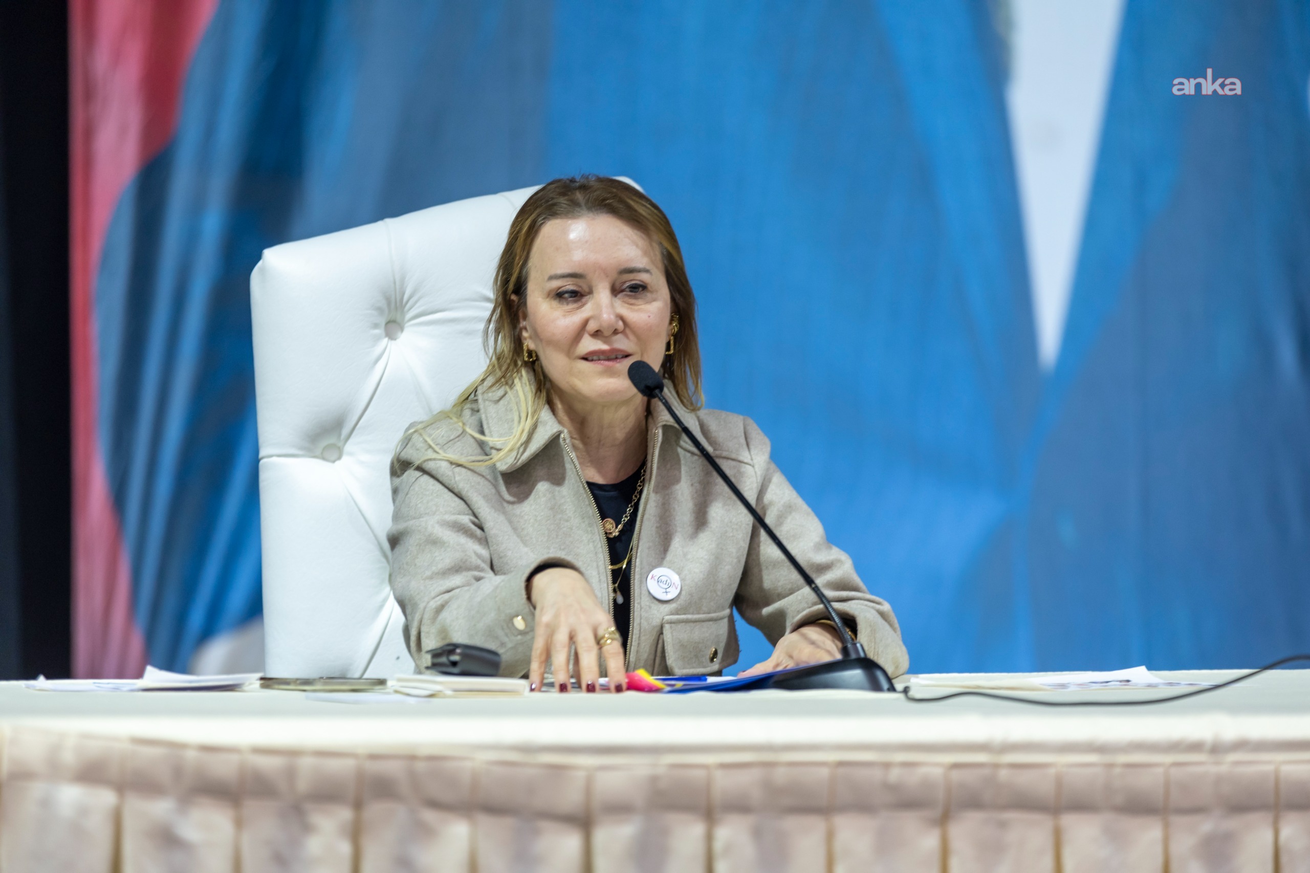 İzmir’de Elektrik Fabrikası alanına ilişkin imar planı değişikliğine Konak Belediye Başkanı Mutlu’dan tepki...